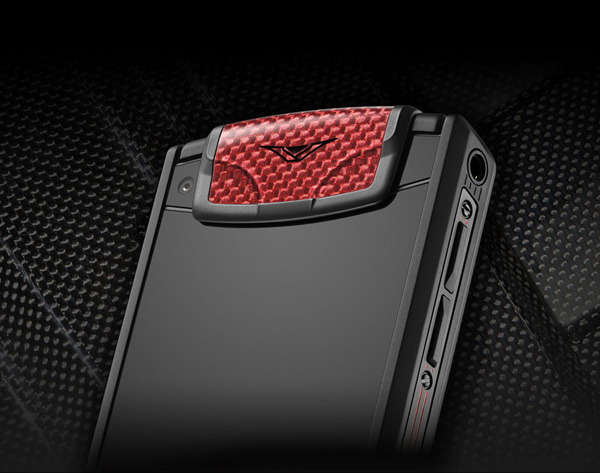 VERTU Ti Ferrari 限量版奢華手機接受預定