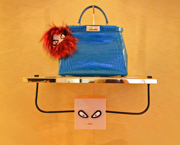 Harrods與Fendi 聯(lián)合推出獨家Bag Bug快閃店