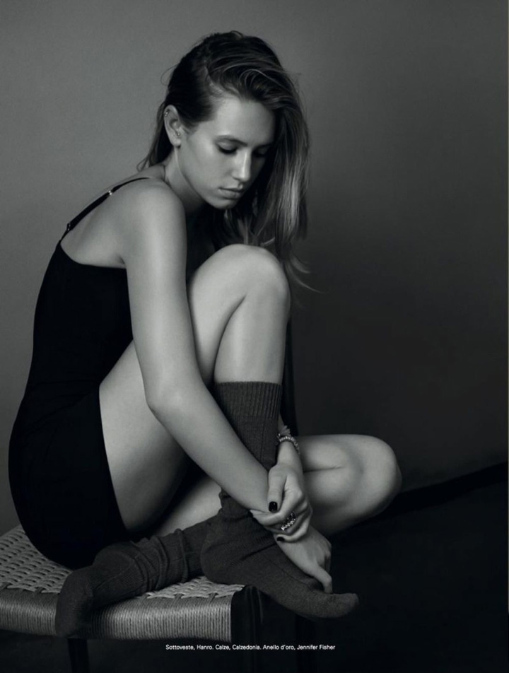 Dylan Penn《L’Officiel》意大利版2014年12月號(hào)