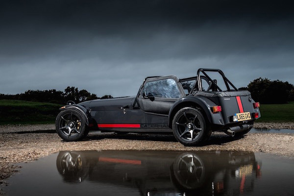 Caterham 發(fā)布Seven 620S超輕量跑車