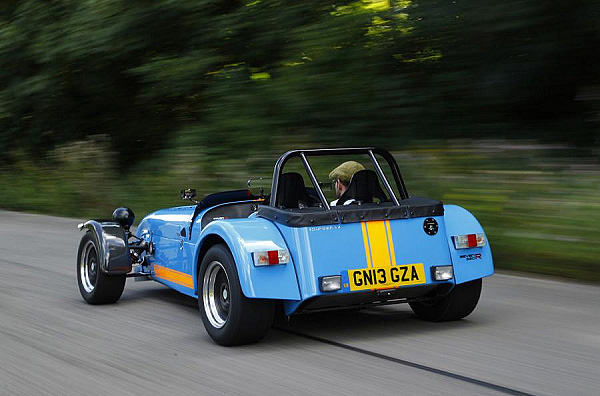 Caterham Seven 620R 追求速度無極限