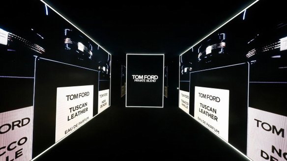 告別街香很簡單！快跟著明星入手TOM FORD私人調(diào)配香水！ 