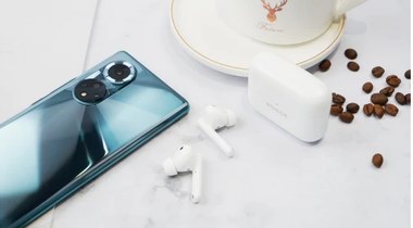 get愛豆同款從何下手？戴上榮耀Earbuds 2 SE，四舍五入和TA共享音樂