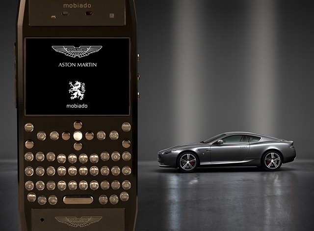 阿斯頓馬丁Aston Martin攜手Mobiado推出Grand 350 Aston Martin奢華手機(jī)