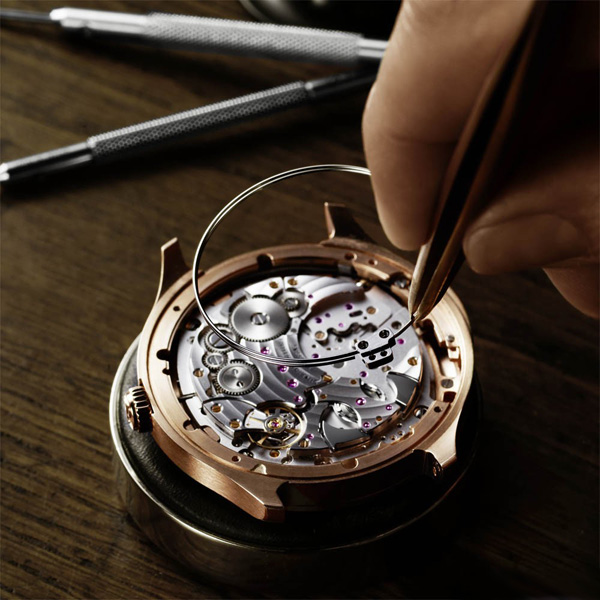 Piaget Emperador Coussin 超薄三問表