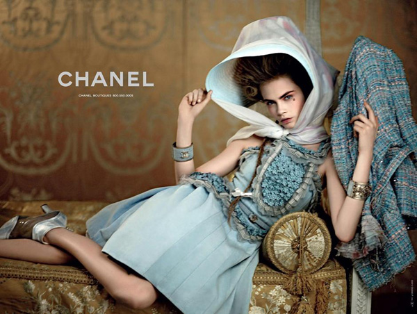 Chanel（香奈兒）2013早春度假系列宮廷風大片